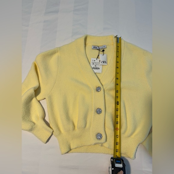 NWT Zara Butter Yellow Soft Cardigan Crystal Brooch Buttons 2025 color the year - Picture 7 of 11